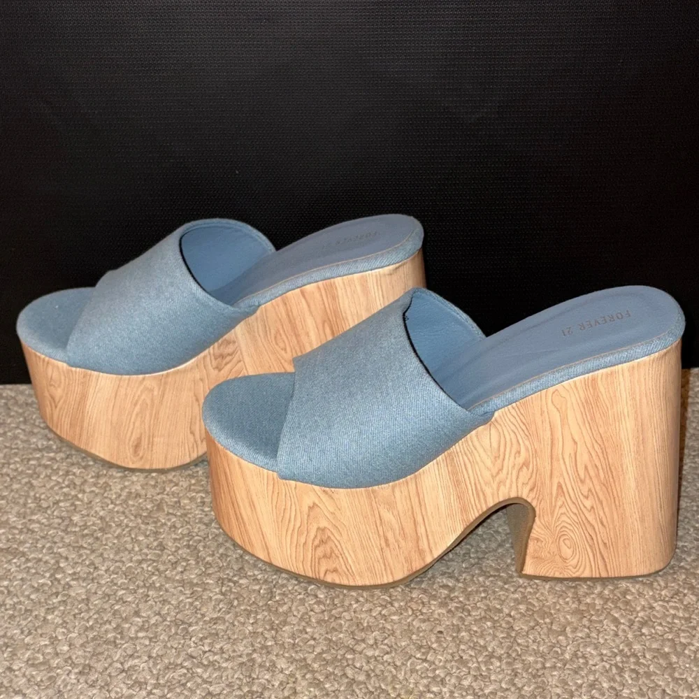 Forever 21 Denim Chunky Platform Sandals Sz 7